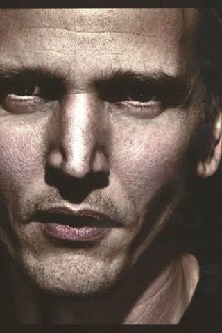 Barry Pepper phone number
