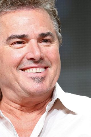 Christopher Knight phone number