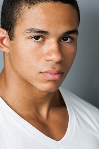 Noah Gray-Cabey phone number.