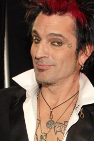 Tommy Lee 5